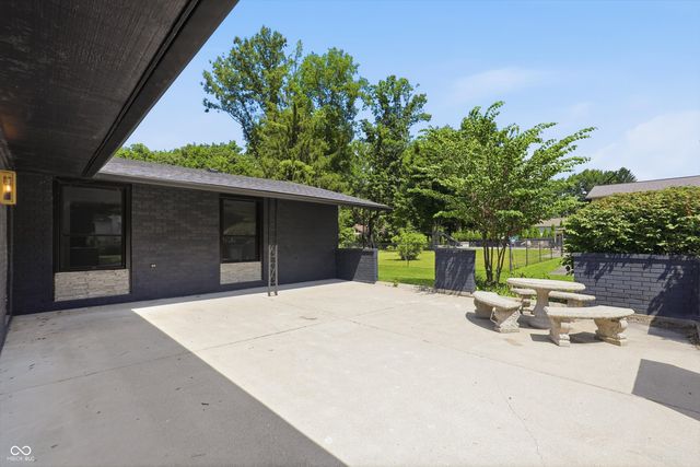 3040 Rolling Springs Drive, Carmel, IN 46033