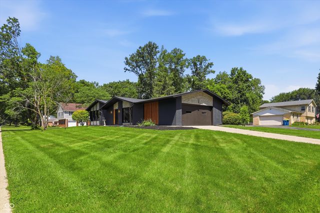 3040 Rolling Springs Drive, Carmel, IN 46033