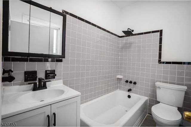 88 Franklin Ter, Irvington Twp., NJ 07111