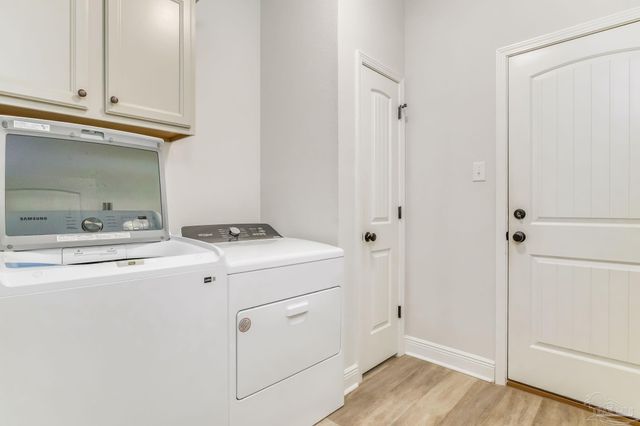 5723 Maggie Rose Cir, Milton, FL 32570