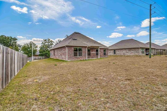 5723 Maggie Rose Cir, Milton, FL 32570