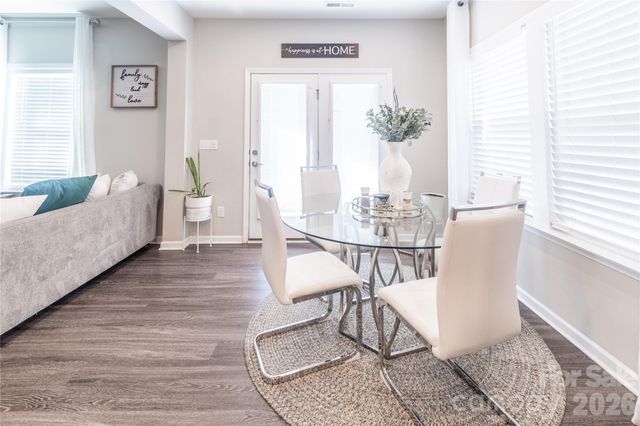 4320 Staffordshire Lane, Charlotte, NC 28213