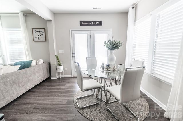 4320 Staffordshire Lane, Charlotte, NC 28213