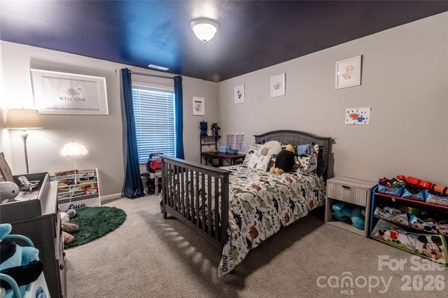 4320 Staffordshire Lane, Charlotte, NC 28213