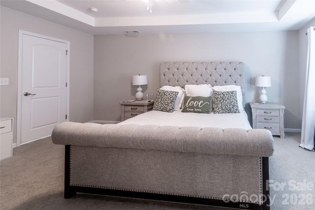 4320 Staffordshire Lane, Charlotte, NC 28213