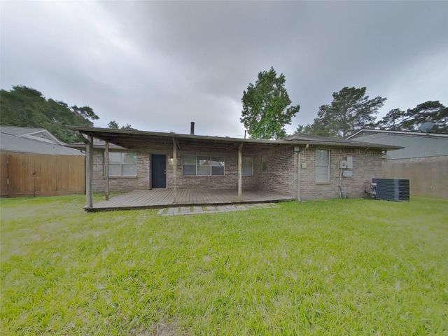 2047 Lexington Woods Drive, Spring, TX 77373