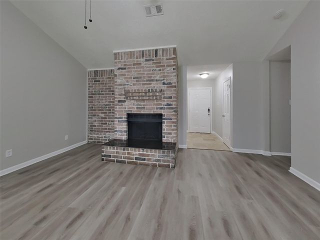 2047 Lexington Woods Drive, Spring, TX 77373