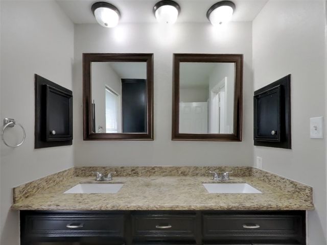 2047 Lexington Woods Drive, Spring, TX 77373