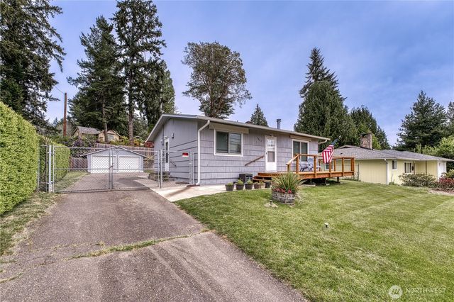 3822 Petersville Road NE, Bremerton, WA 98310