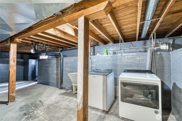 3822 Petersville Road NE, Bremerton, WA 98310
