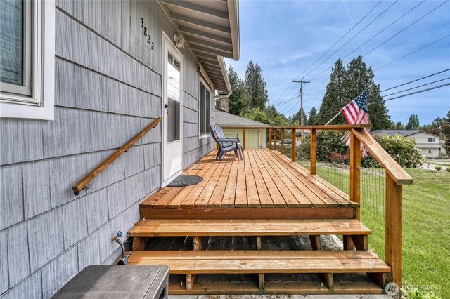3822 Petersville Road NE, Bremerton, WA 98310