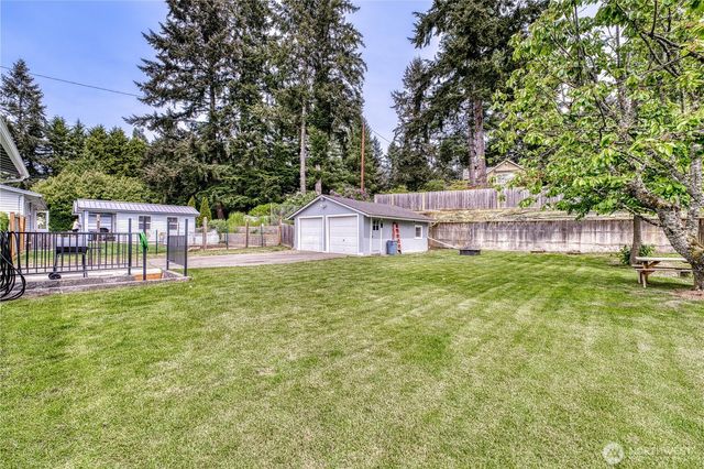3822 Petersville Road NE, Bremerton, WA 98310