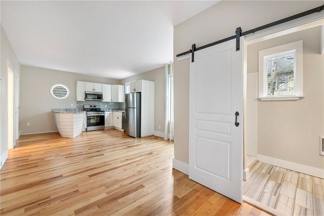 427 Spring Street 1, Newport, RI 02840