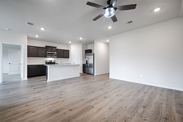 6118 Boardwalk Lane, Princeton, TX 75407