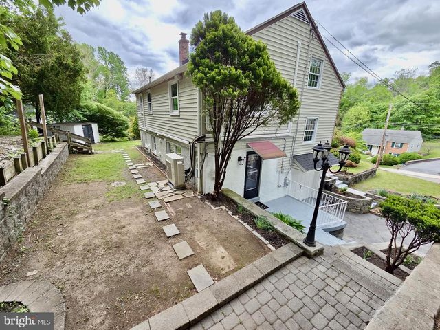 7 LAUREL LN, Media, PA 19063