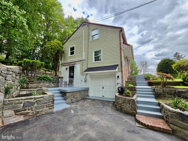 7 LAUREL LN, Media, PA 19063