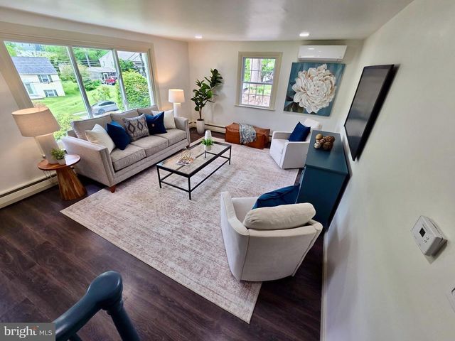 7 LAUREL LN, Media, PA 19063