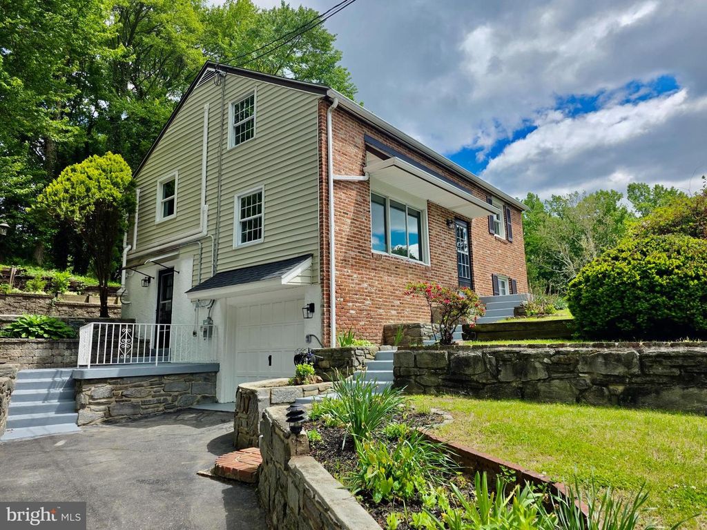 7 LAUREL LN, Media, PA 19063