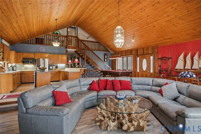 5001 Cartersville Rd, Powhatan, VA 23139