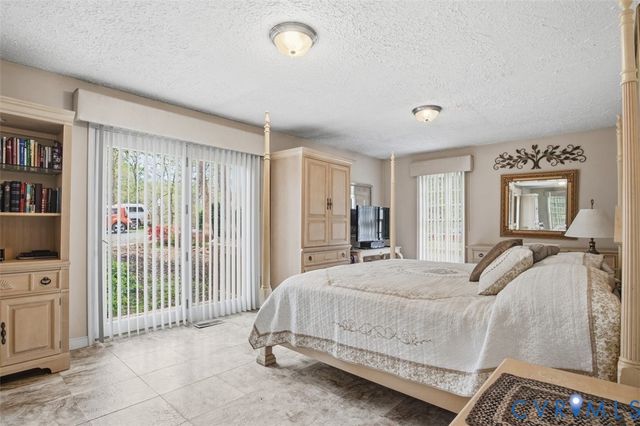 5001 Cartersville Rd, Powhatan, VA 23139
