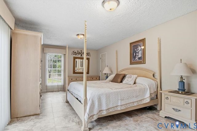 5001 Cartersville Rd, Powhatan, VA 23139