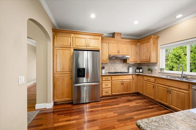 15570 Bella Sera Ct, Grass Valley, CA 95945