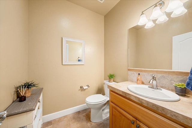 15570 Bella Sera Ct, Grass Valley, CA 95945