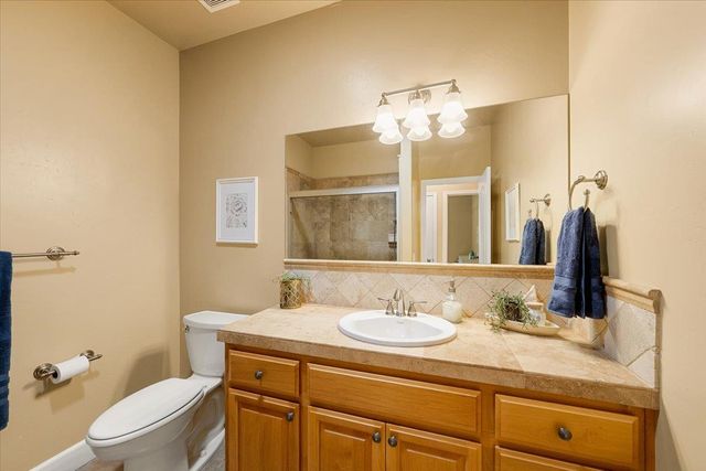 15570 Bella Sera Ct, Grass Valley, CA 95945