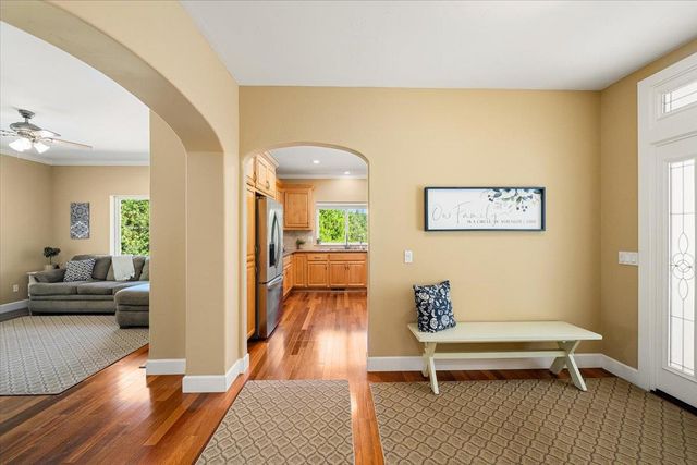 15570 Bella Sera Ct, Grass Valley, CA 95945