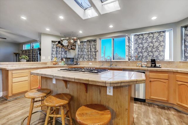 12909 Karlyn Way, Marysville, CA 95901