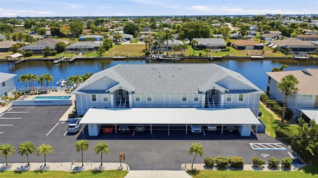 3933 SE 11 Pl 208, Cape Coral, FL 33904
