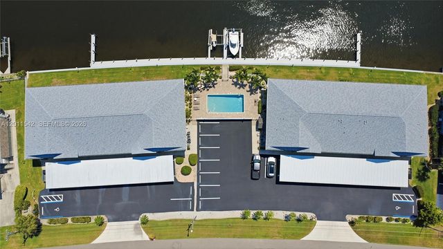 3933 SE 11 Pl 208, Cape Coral, FL 33904