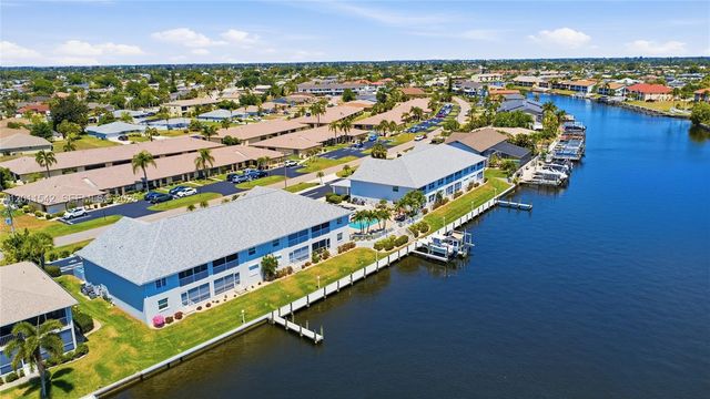 3933 SE 11 Pl 208, Cape Coral, FL 33904