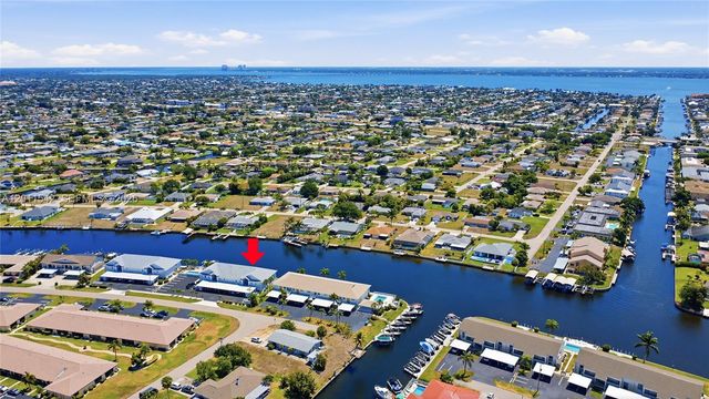 3933 SE 11 Pl 208, Cape Coral, FL 33904