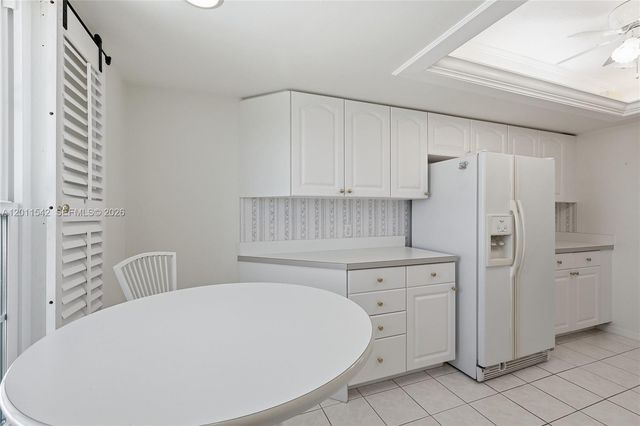3933 SE 11 Pl 208, Cape Coral, FL 33904