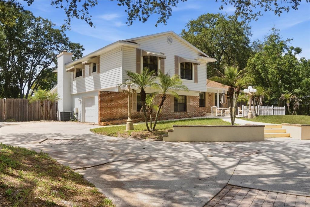 1204 SWAN STREET, Winter Springs, FL 32708