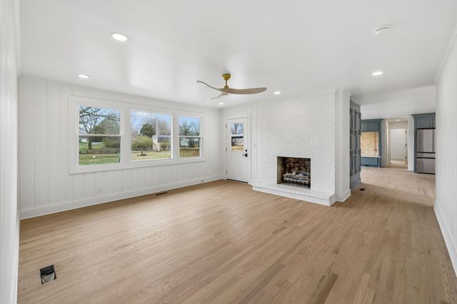 4080 Hunters Point Pike, Lebanon, TN 37087