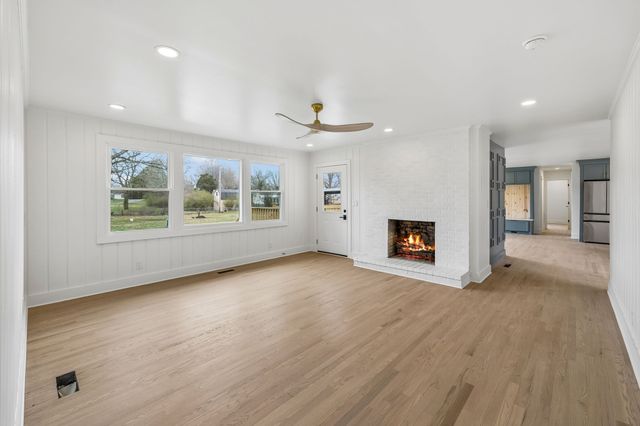 4080 Hunters Point Pike, Lebanon, TN 37087