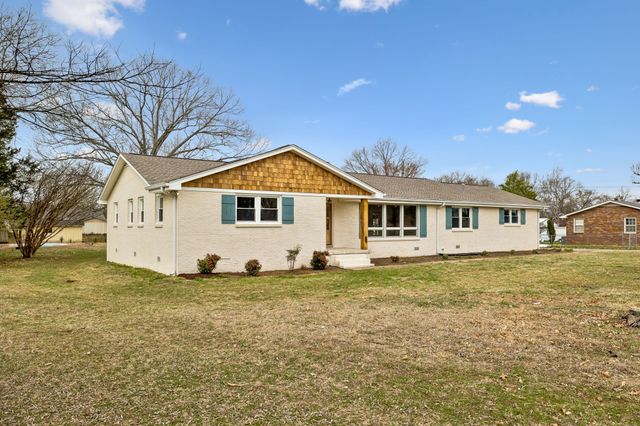 4080 Hunters Point Pike, Lebanon, TN 37087