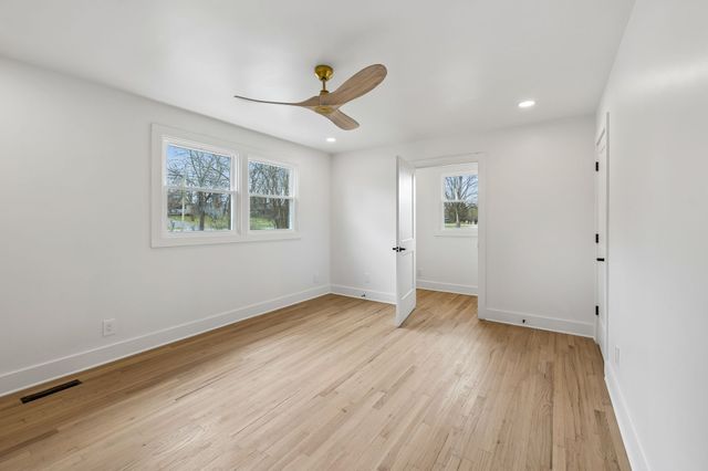 4080 Hunters Point Pike, Lebanon, TN 37087