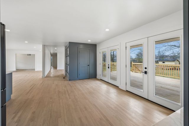 4080 Hunters Point Pike, Lebanon, TN 37087