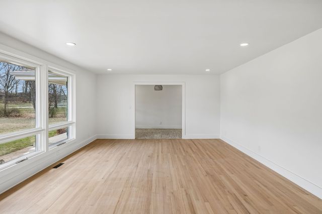 4080 Hunters Point Pike, Lebanon, TN 37087