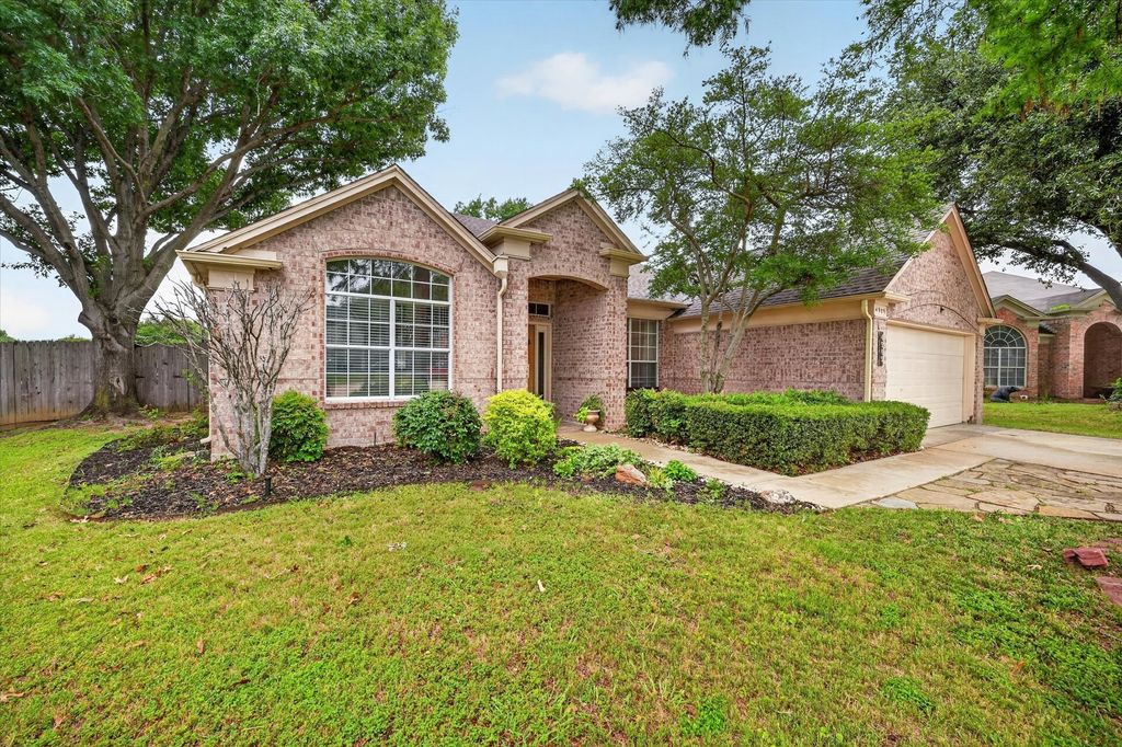 4909 Lansdale Drive, Flower Mound, TX 75028