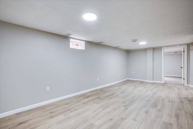 1007 Waverly St, Wichita, KS 67218