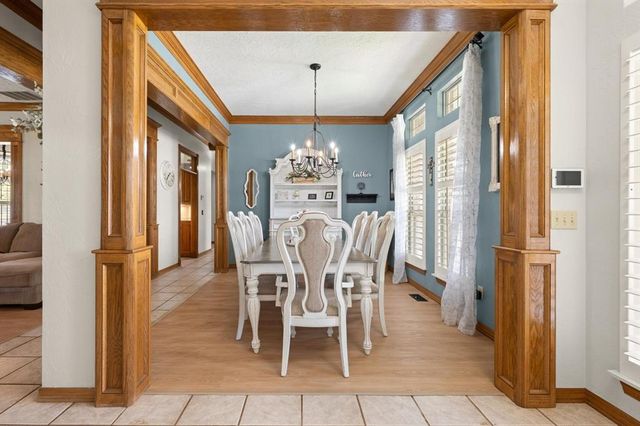 10700 Crystal Creek Drive, Mustang, OK 73064