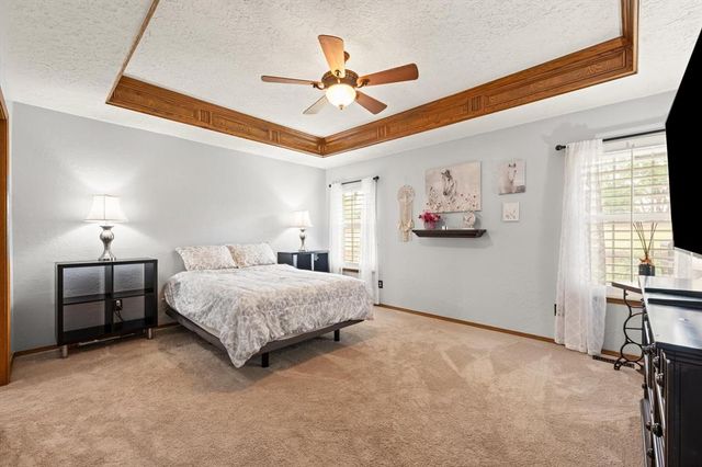 10700 Crystal Creek Drive, Mustang, OK 73064