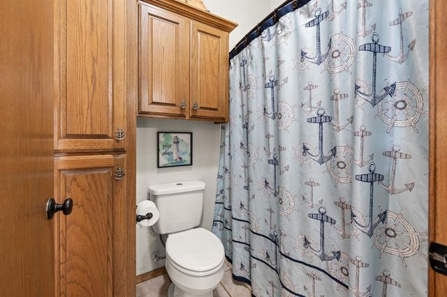 10700 Crystal Creek Drive, Mustang, OK 73064