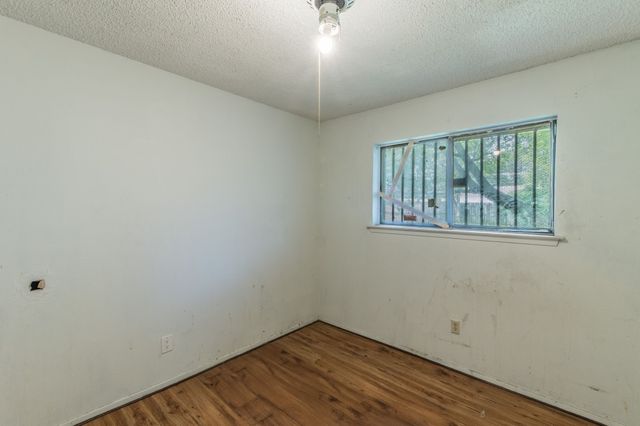 10431 Kinslow Drive, Dallas, TX 75217