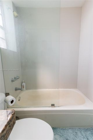 1460 Ocean Drive 309, Miami Beach, FL 33139