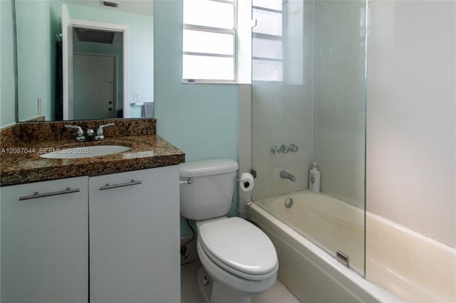 1460 Ocean Drive 309, Miami Beach, FL 33139
